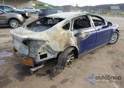 2015 Ford Fusion S z USA, uszkodzony, nr VIN 3FA6P0G74FR234326